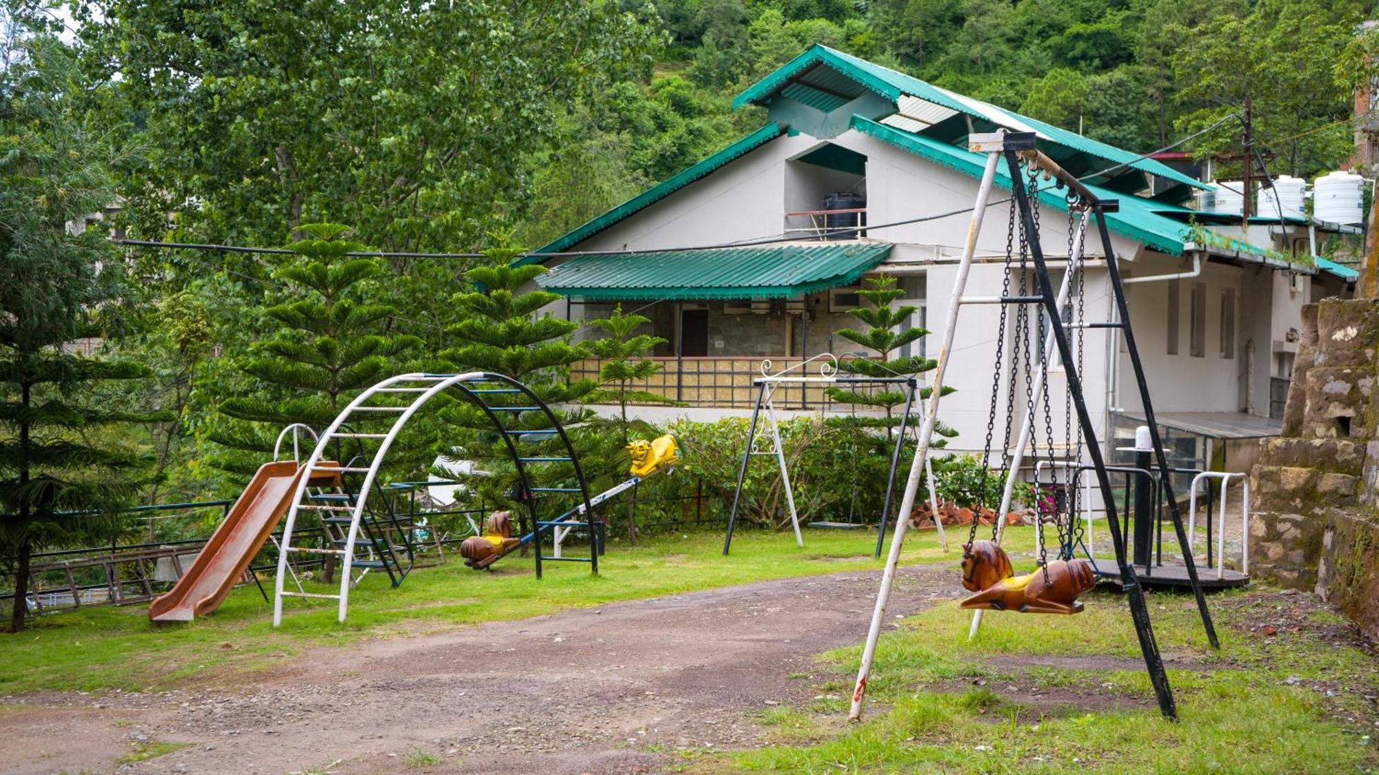 温妮斯假日水疗度假村 卡绍利 外观 照片